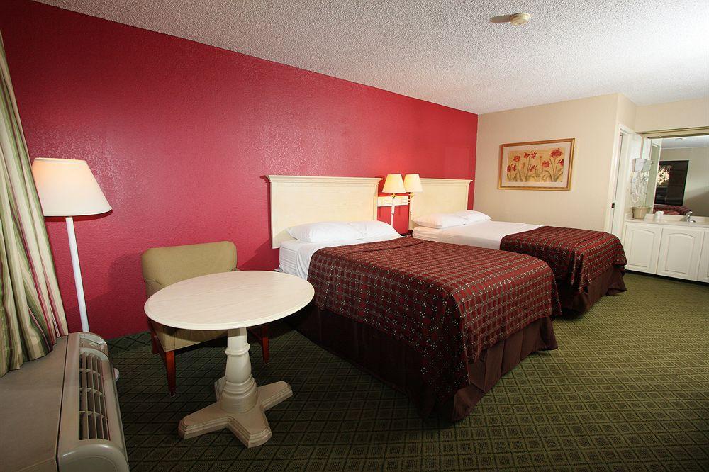 Quality Inn At The Mall - Valdosta Eksteriør bilde